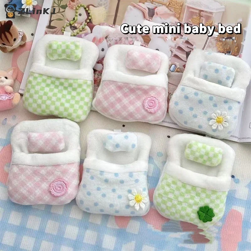 ตุ๊กตาผ้าพลัฌรูปโคลเวอร์สี่แฉก - Home Textile บทวิจารณ์และราคา